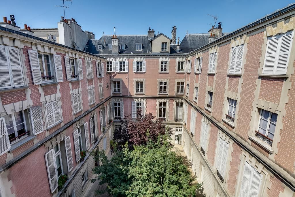 Апартаменты в Париже, Франция, 98 м2 фото 3