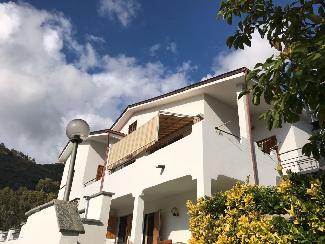 Дом в Арма ди Таджа, Италия, 330 м2 фото 1