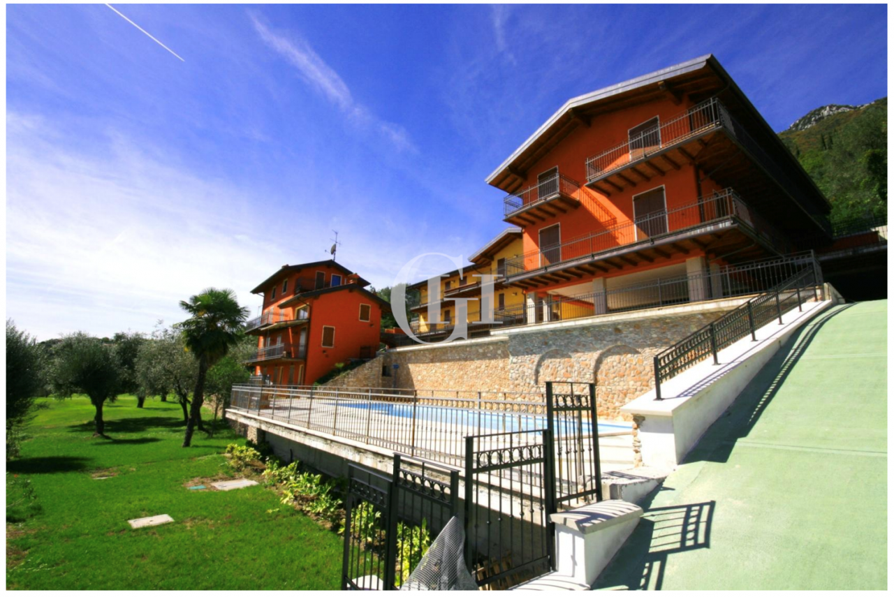 Апартаменты у озера Гарда, Италия, 50 м2 фото 2