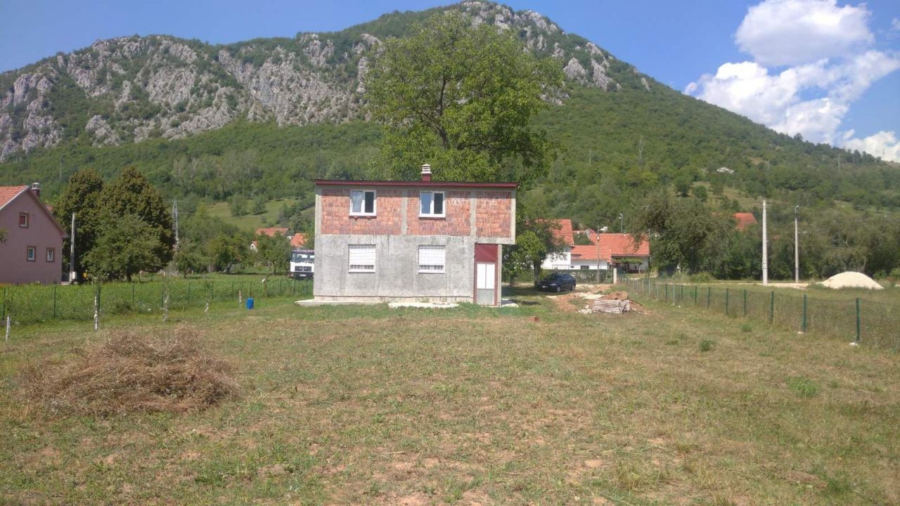 Дом в Никшиче, Черногория, 135 м2 фото 1