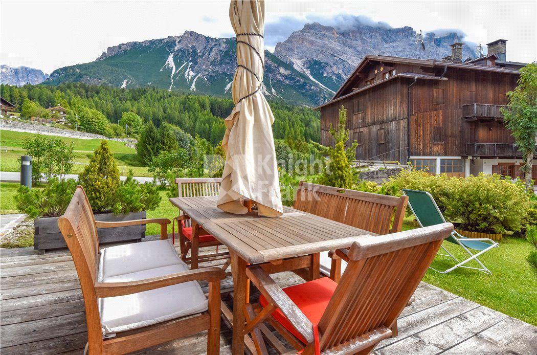 Шале Кортина-д'Ампеццо, Италия, 165 м2 фото 2