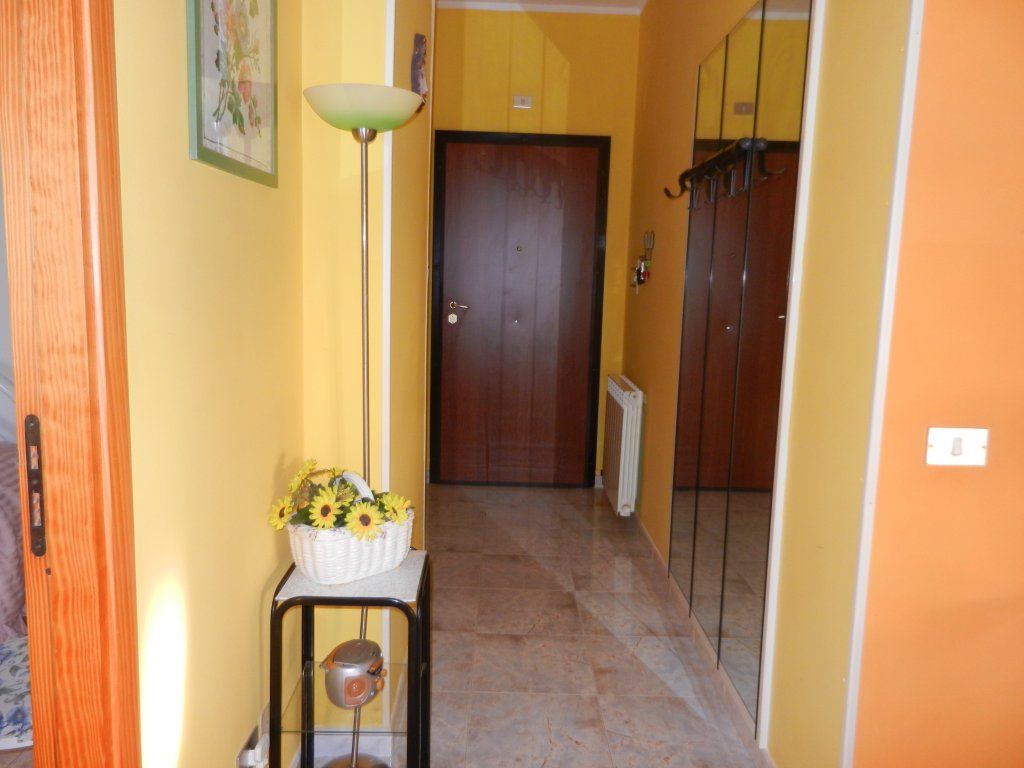 Квартира в Скалее, Италия, 90 м2 фото 2