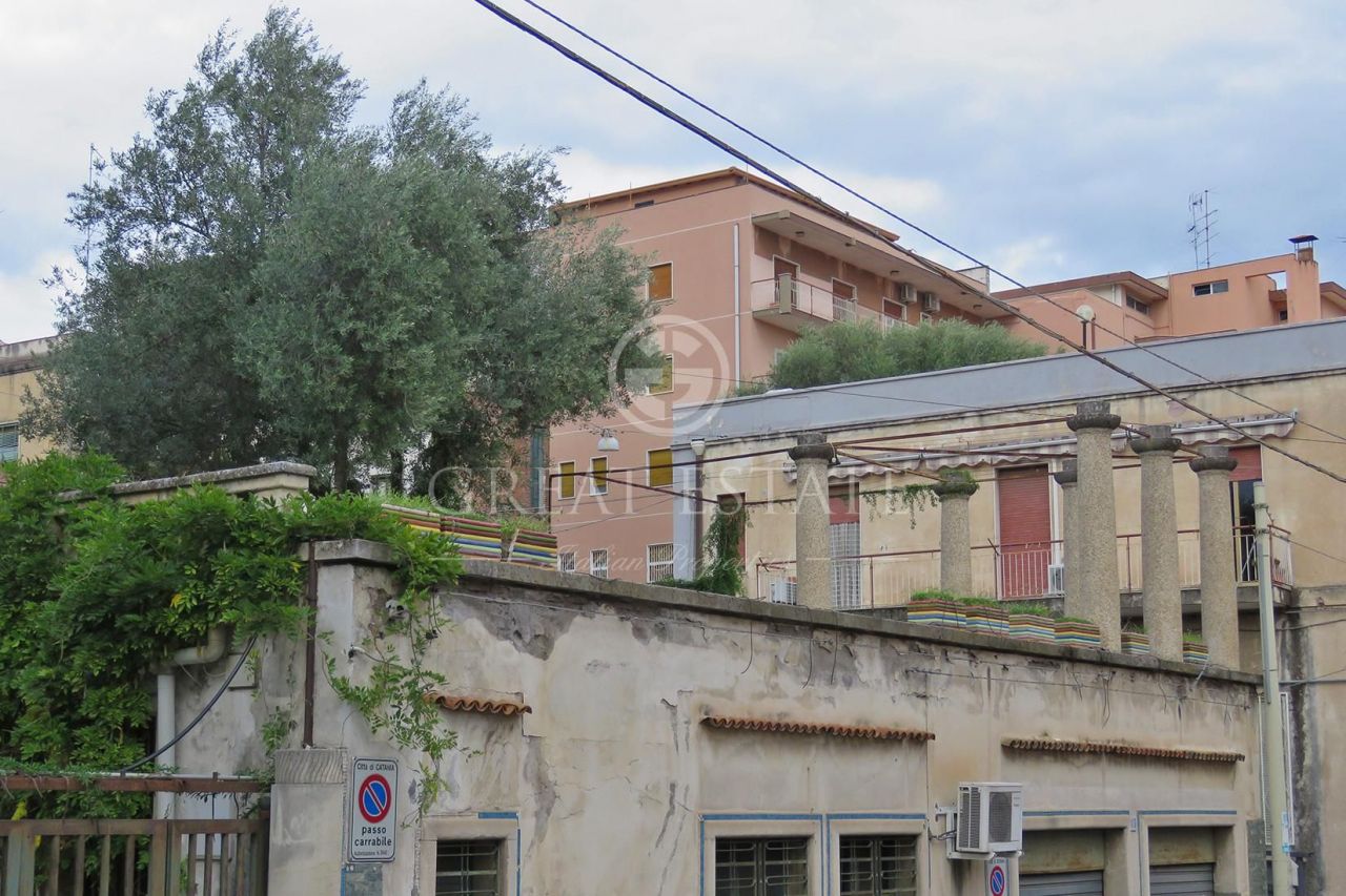 Вилла в Катании, Италия, 230 м2 фото 3