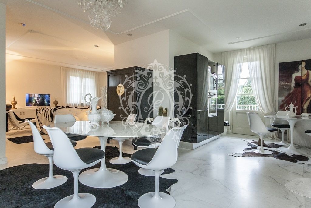 Вилла в Форте деи Марми, Италия, 300 м2 фото 5