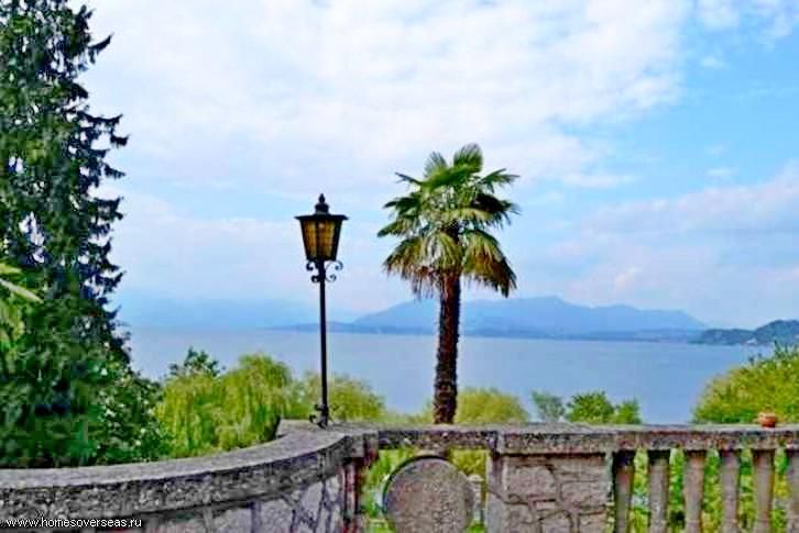 Дом у озера Маджоре, Италия, 970 м2 фото 1