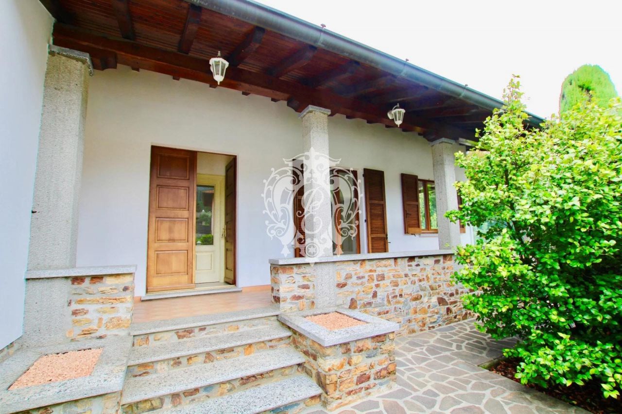 Вилла в Менаджо, Италия, 200 м2 фото 3