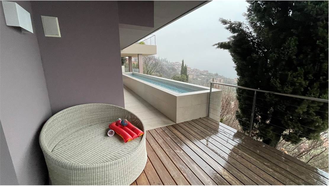 Вилла у озера Гарда, Италия, 450 м2 фото 5