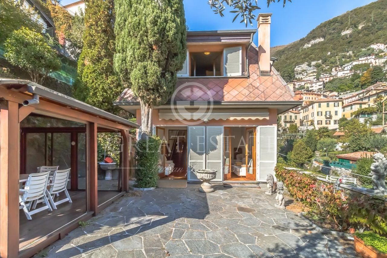 Вилла у озера Комо, Италия, 280 м2 фото 1