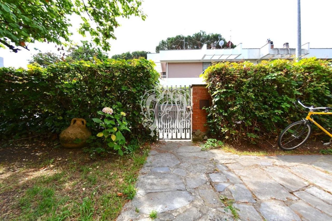 Дом в Виареджо, Италия, 160 м2 фото 5