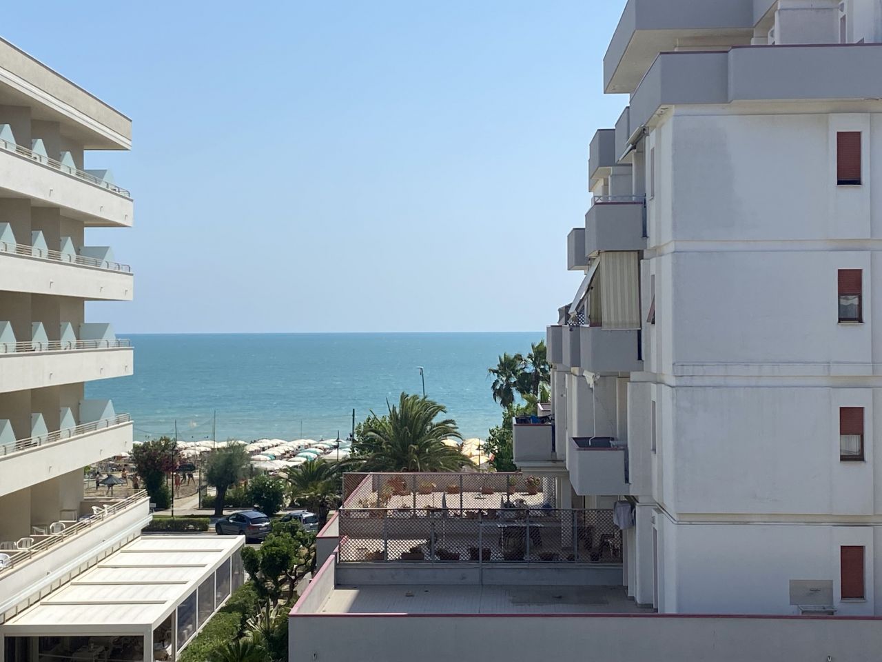Квартира в Альба-Адриатике, Италия, 80 м2 фото 1