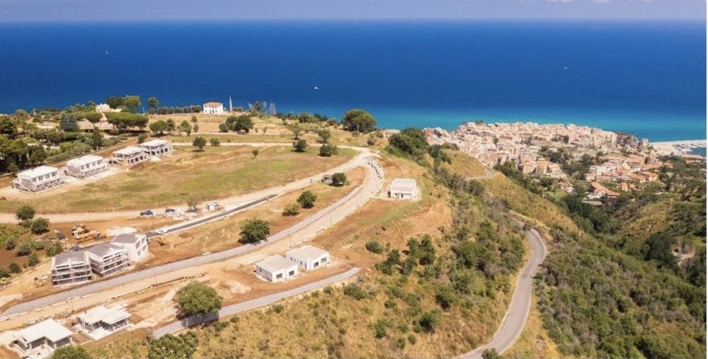 Вилла в Тропее, Италия фото 4