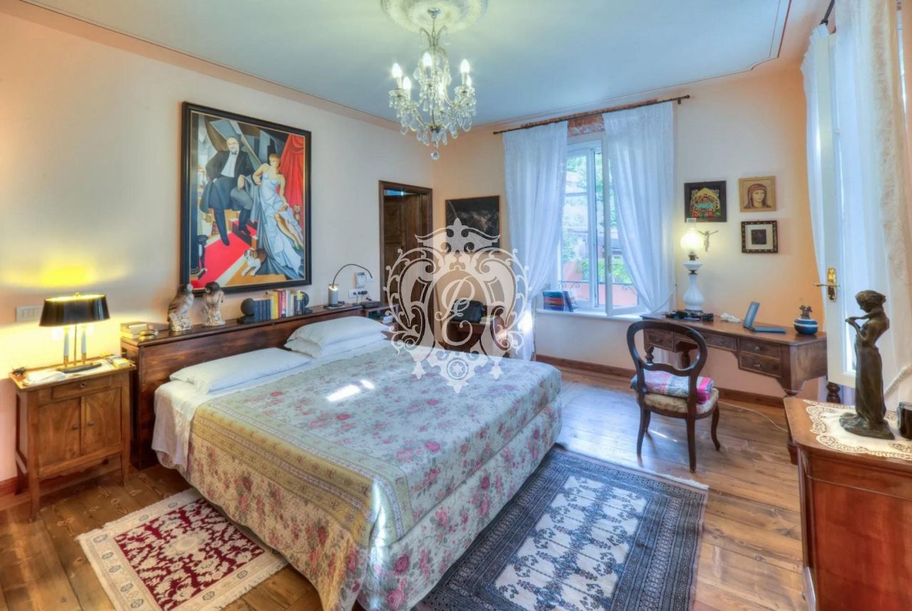 Вилла в Вербании, Италия, 730 м2 фото 3