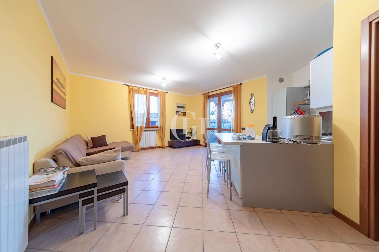 Апартаменты у озера Гарда, Италия, 88 м2 фото 3