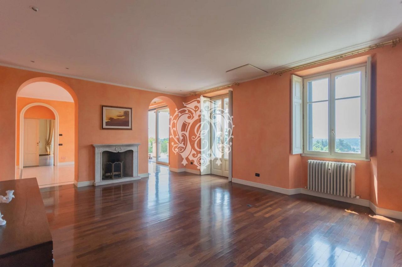 Квартира в Ольджате-Комаско, Италия, 400 м2 фото 4