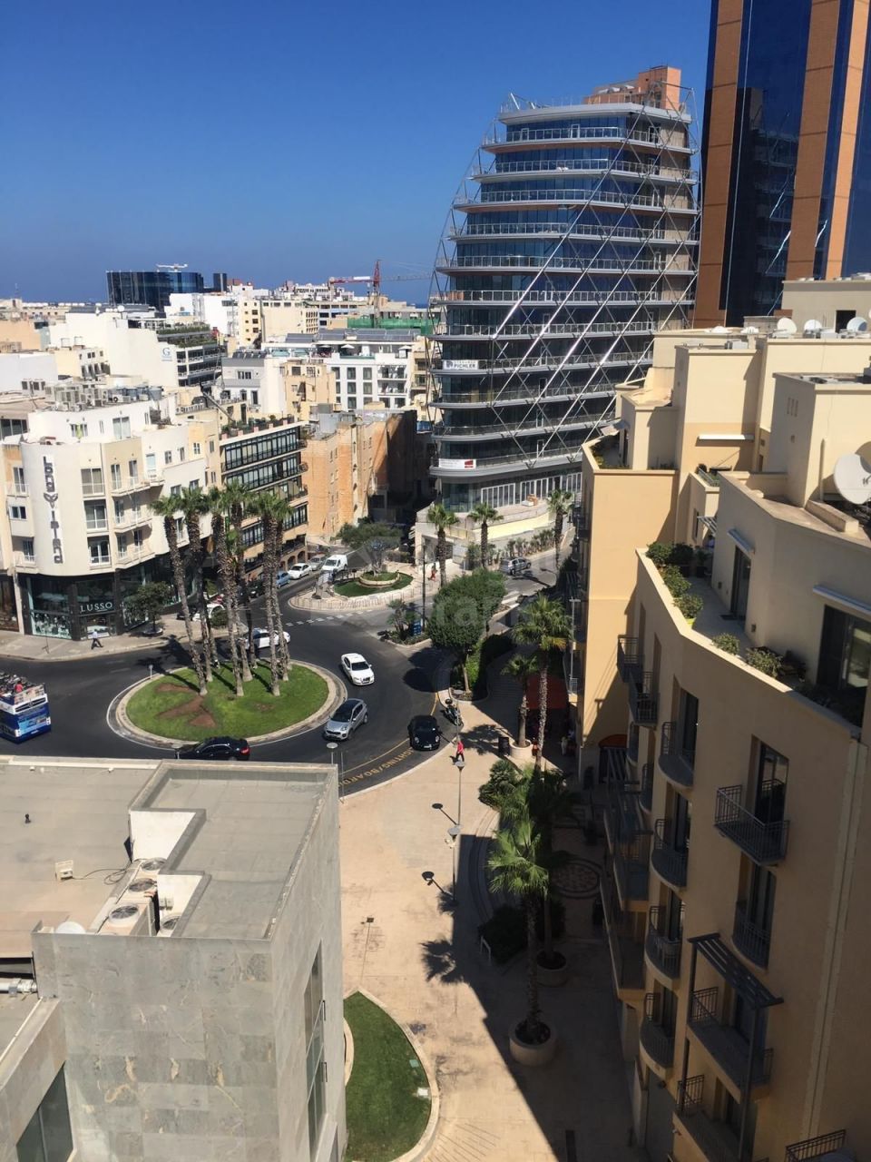 Апартаменты в Сент-Джулиансе, Мальта, 80 м2 фото 1