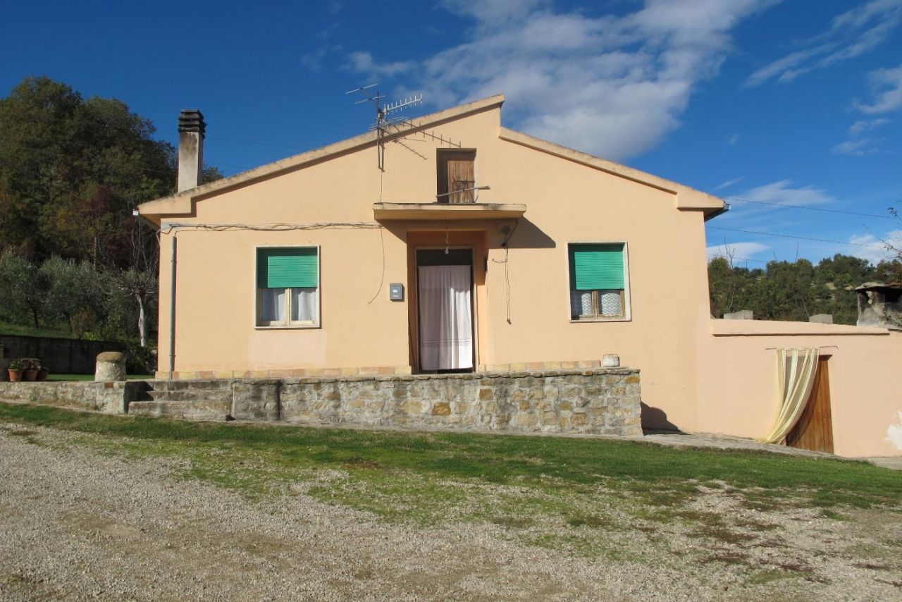 Дом в Бизенти, Италия, 120 м2 фото 1