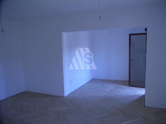 Квартира в Будве, Черногория, 110 м2 фото 1