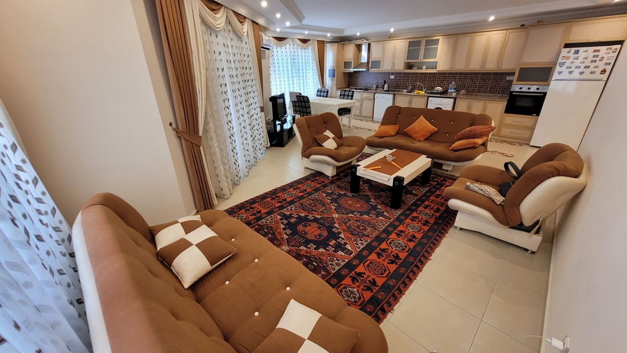 Квартира в Алании, Турция, 140 м2 фото 1