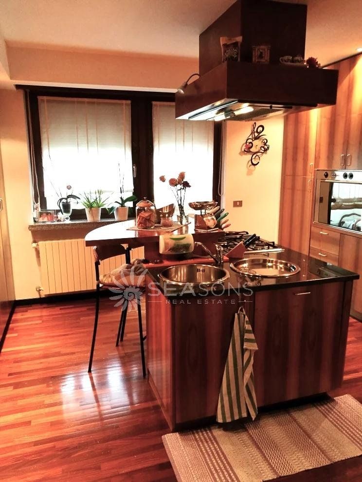 Дом в Линьяно-Саббьядоро, Италия, 400 м2 фото 1