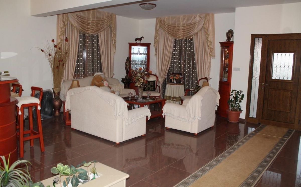 Дом в Лимасоле, Кипр, 400 м2 фото 1