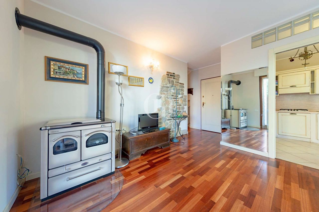 Апартаменты у озера Гарда, Италия, 128 м2 фото 3