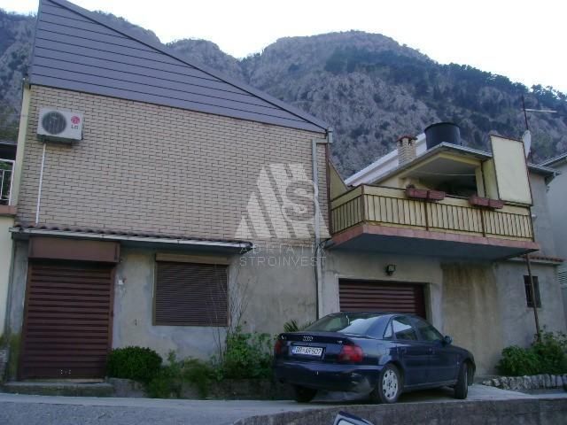 Дом в Которе, Черногория, 240 м2