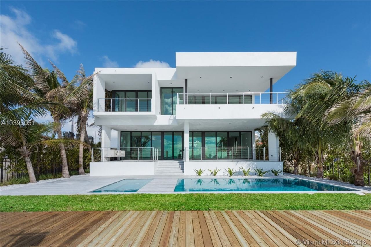 Вилла в Майами, США, 520 м2 фото 1