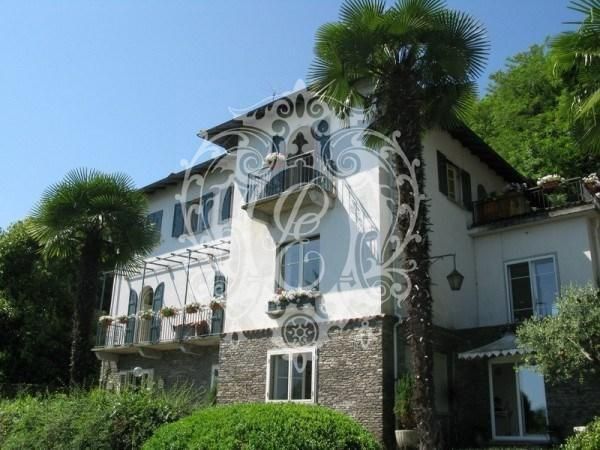 Вилла в Стрезе, Италия, 390 м2 фото 1