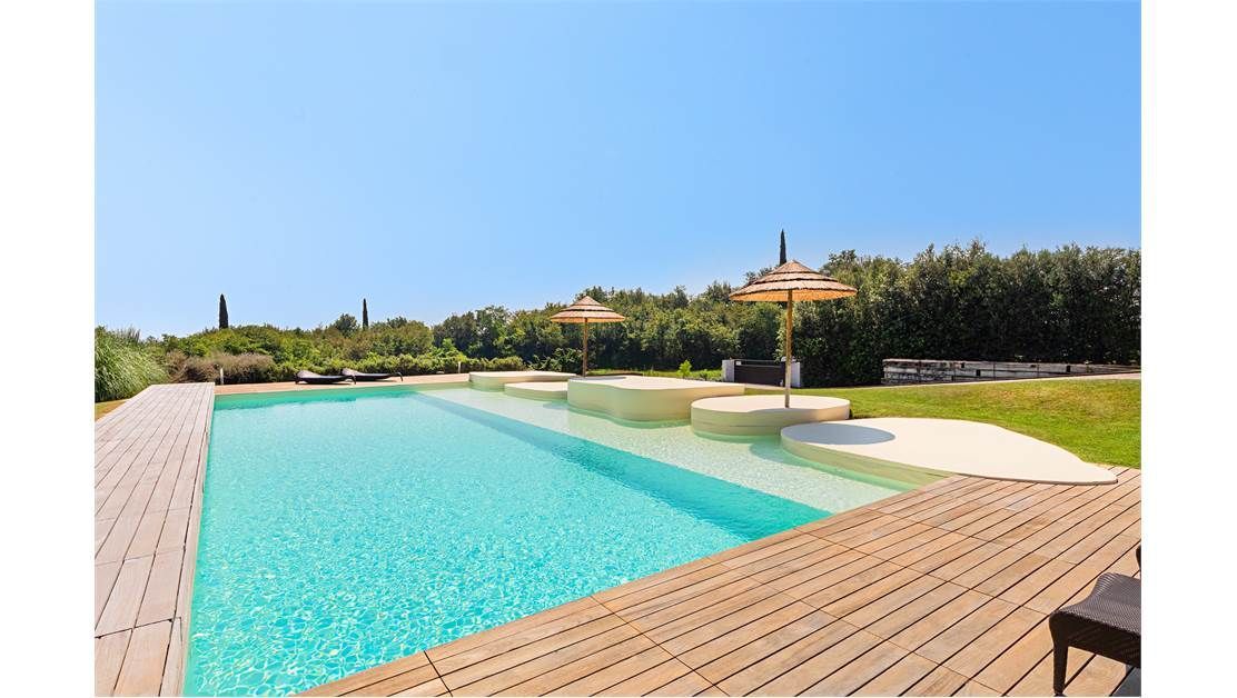 Вилла у озера Гарда, Италия, 435 м2 фото 2