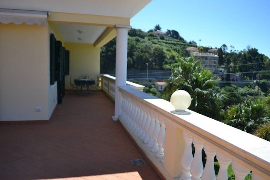 Апартаменты в Оспедалетти, Италия, 110 м2 фото 2