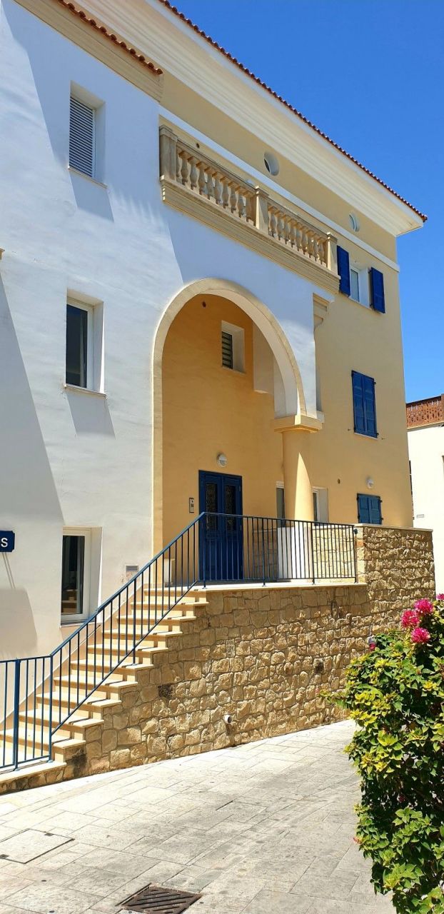 Апартаменты в Лимасоле, Кипр, 95 м2 фото 1