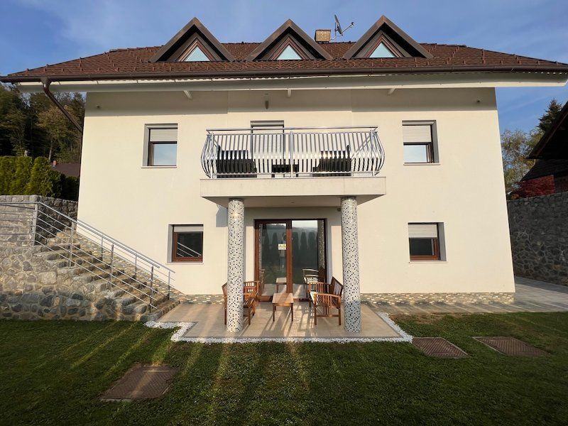 Дом в Иванчна-Горице, Словения, 305 м2 фото 1