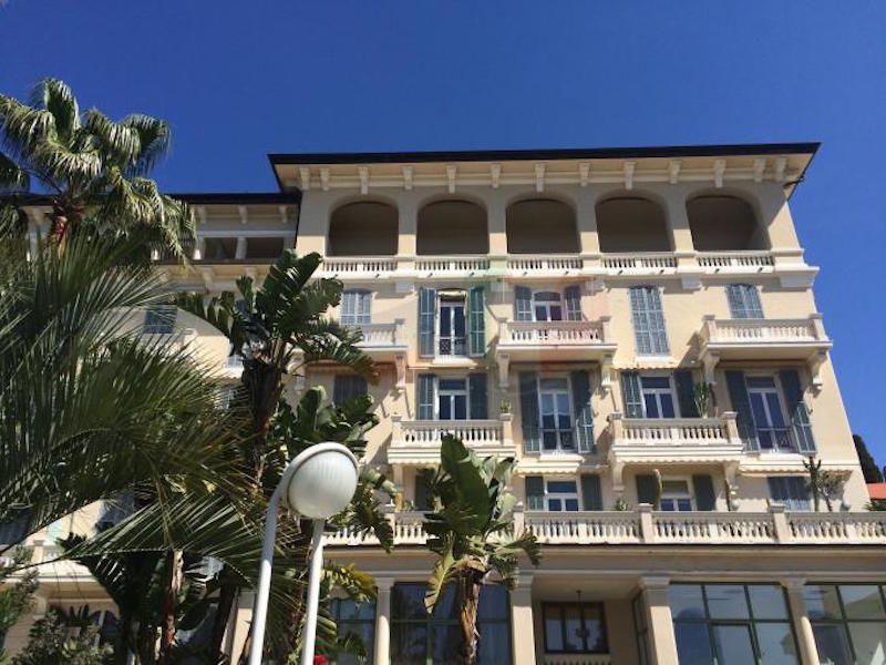Апартаменты в Бордигере, Италия, 180 м2 фото 1