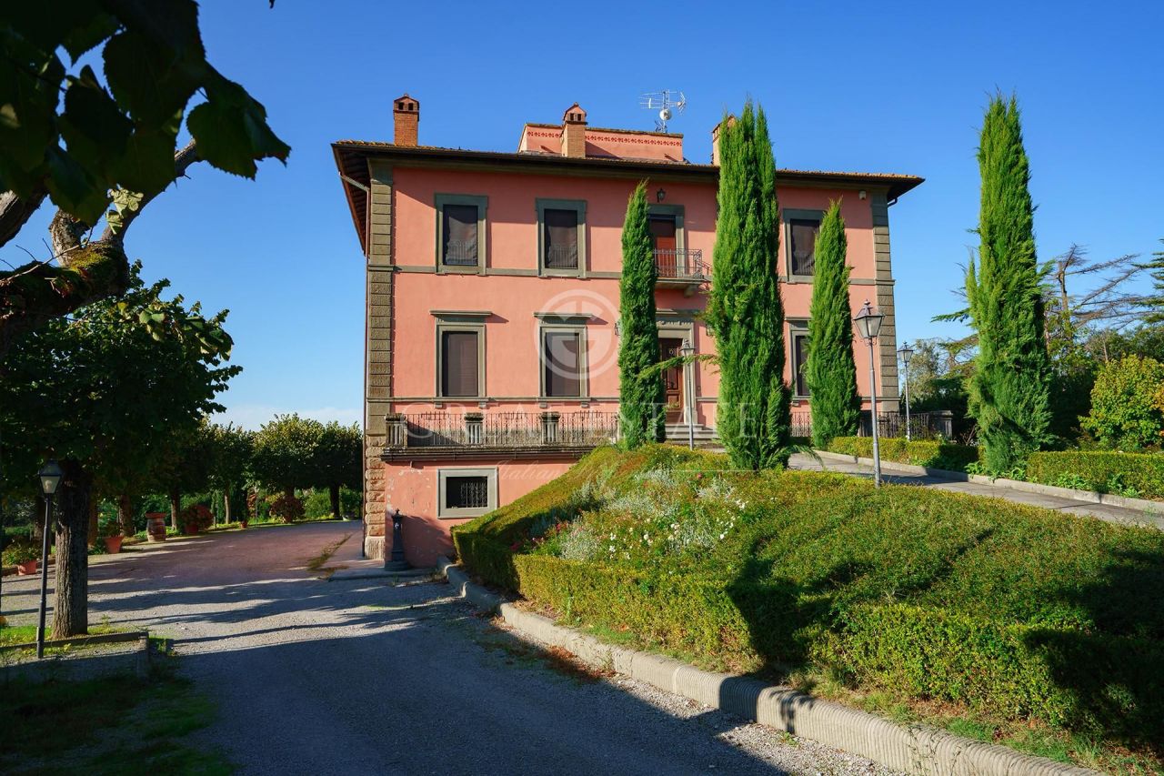 Вилла в Кортоне, Италия, 838.8 м2 фото 3