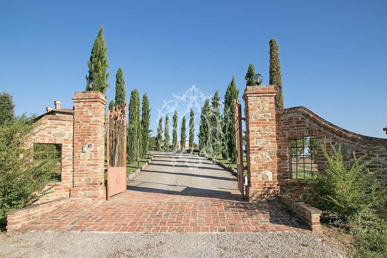 Вилла в Фояно-делла-Кьяне, Италия, 300 м2 фото 3