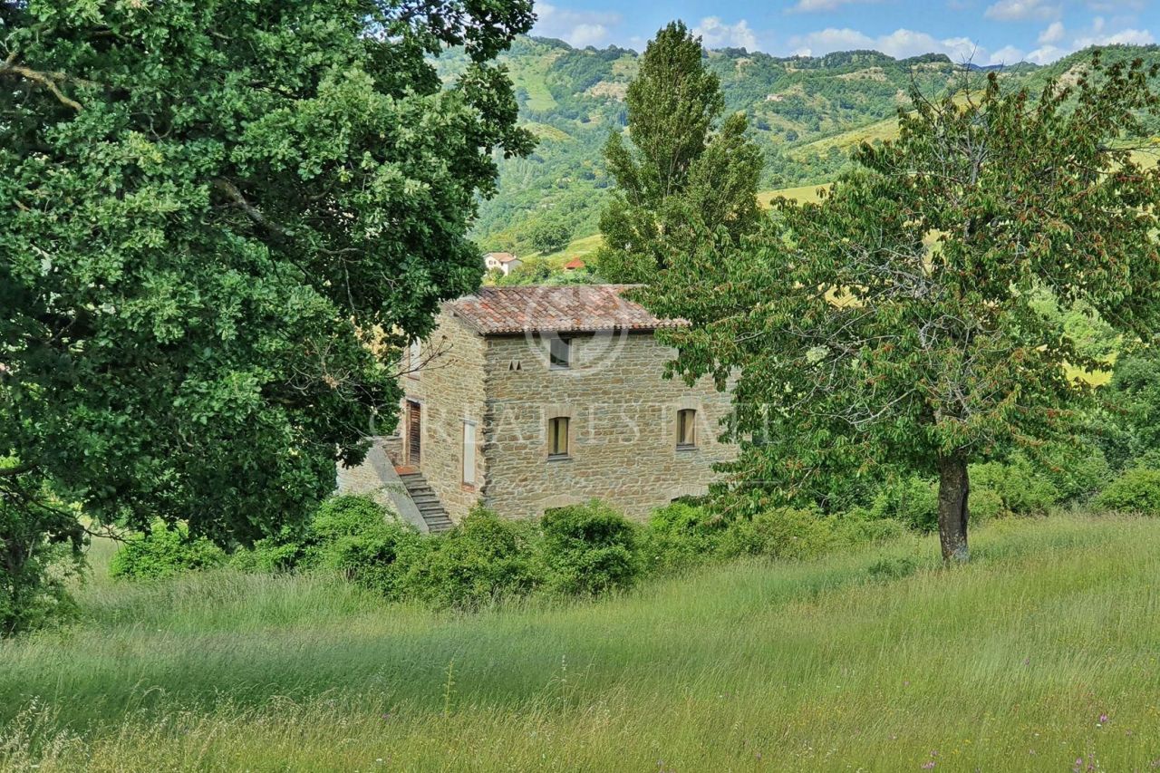 Ферма в Губбио, Италия, 380.6 м2 фото 3