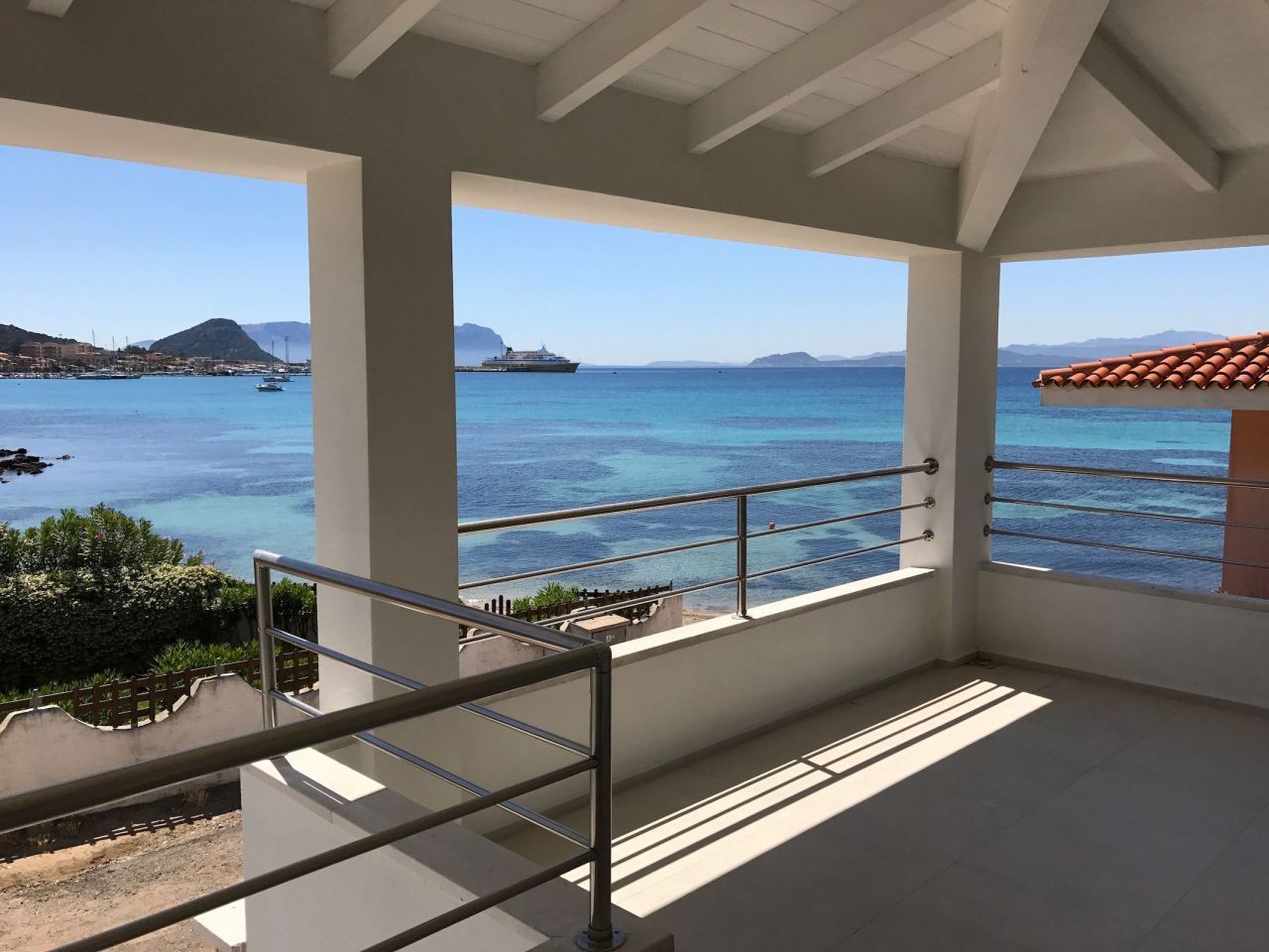 Апартаменты в Гольфо-Аранчи, Италия, 140 м2 фото 1