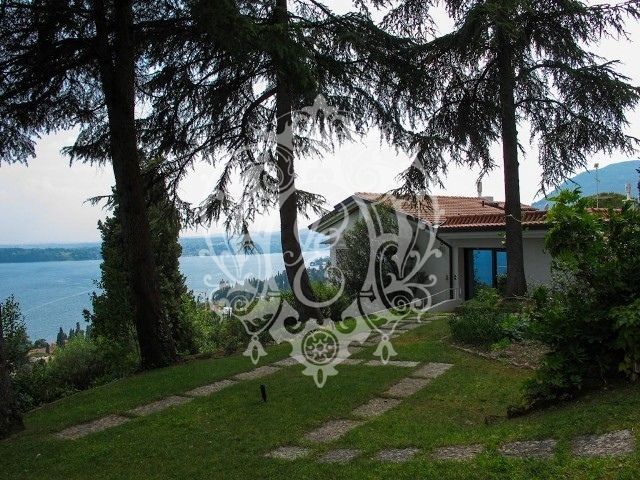Вилла в Гардоне-Ривьера, Италия, 700 м2 фото 5