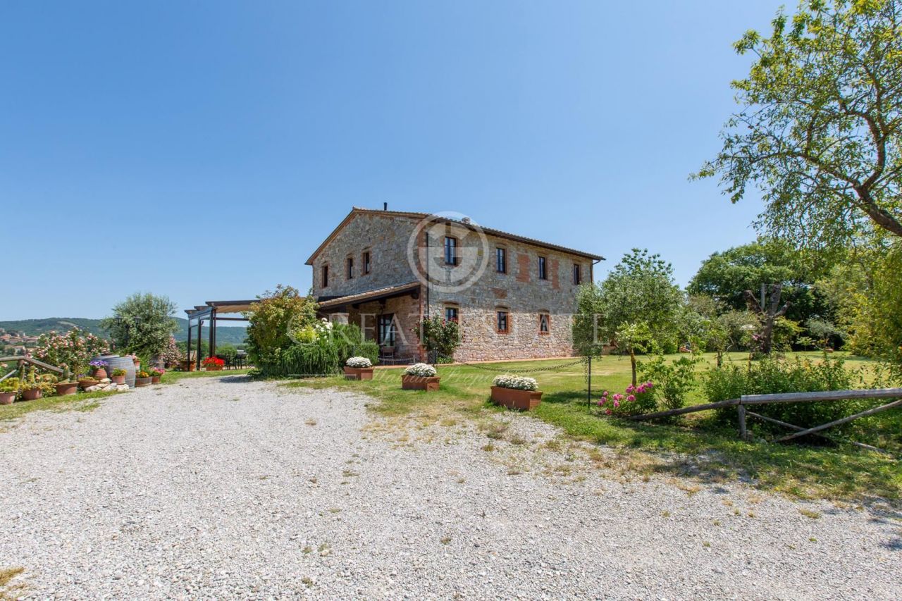 Дом в Монтегаббьоне, Италия, 810 м2 фото 5