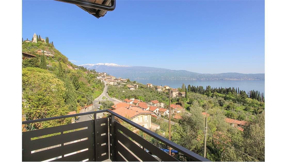 Вилла у озера Гарда, Италия, 150 м2 фото 2