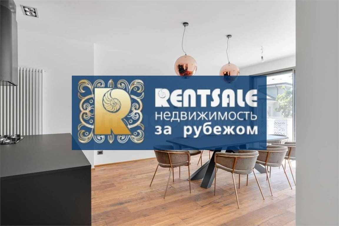 Вилла в Вербании, Италия, 200 м2 фото 2
