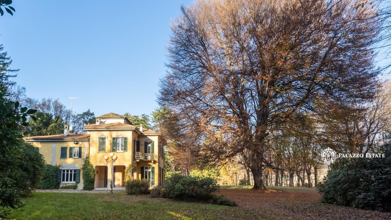 Вилла у озера Комо, Италия, 840 м2 фото 2
