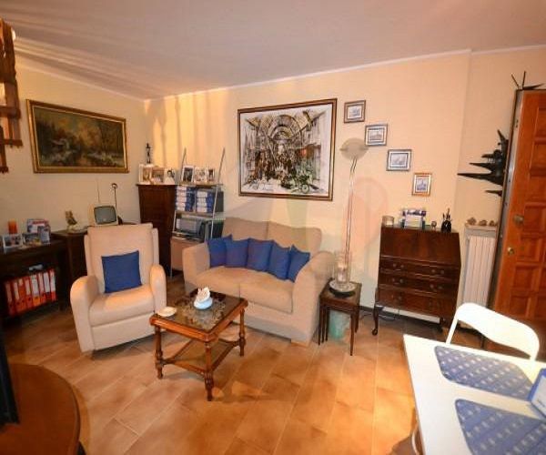 Апартаменты в Оспедалетти, Италия, 80 м2 фото 2