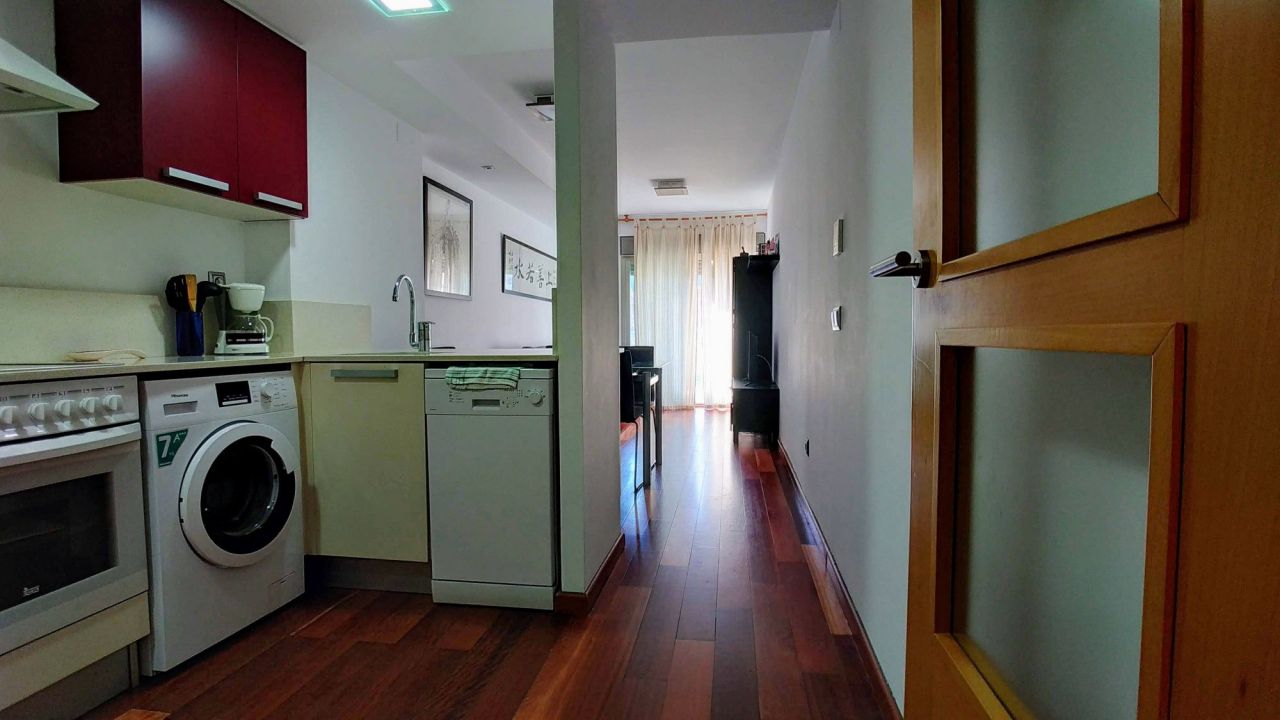 Апартаменты в Валенсии, Испания, 64 м2 фото 2