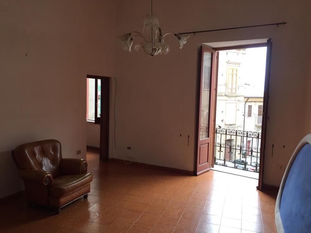 Апартаменты в Тропее, Италия, 140 м2 фото 2