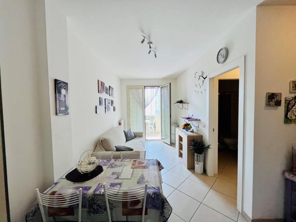 Квартира в Альба-Адриатике, Италия, 50 м2 фото 2