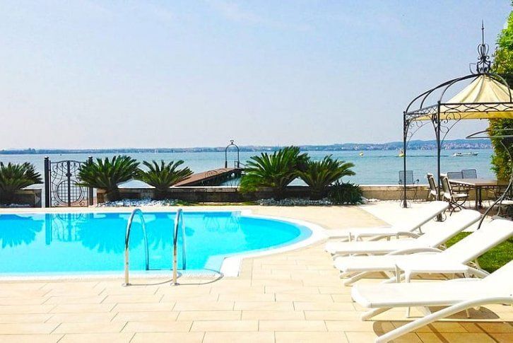 Дом у озера Гарда, Италия, 500 м2 фото 3
