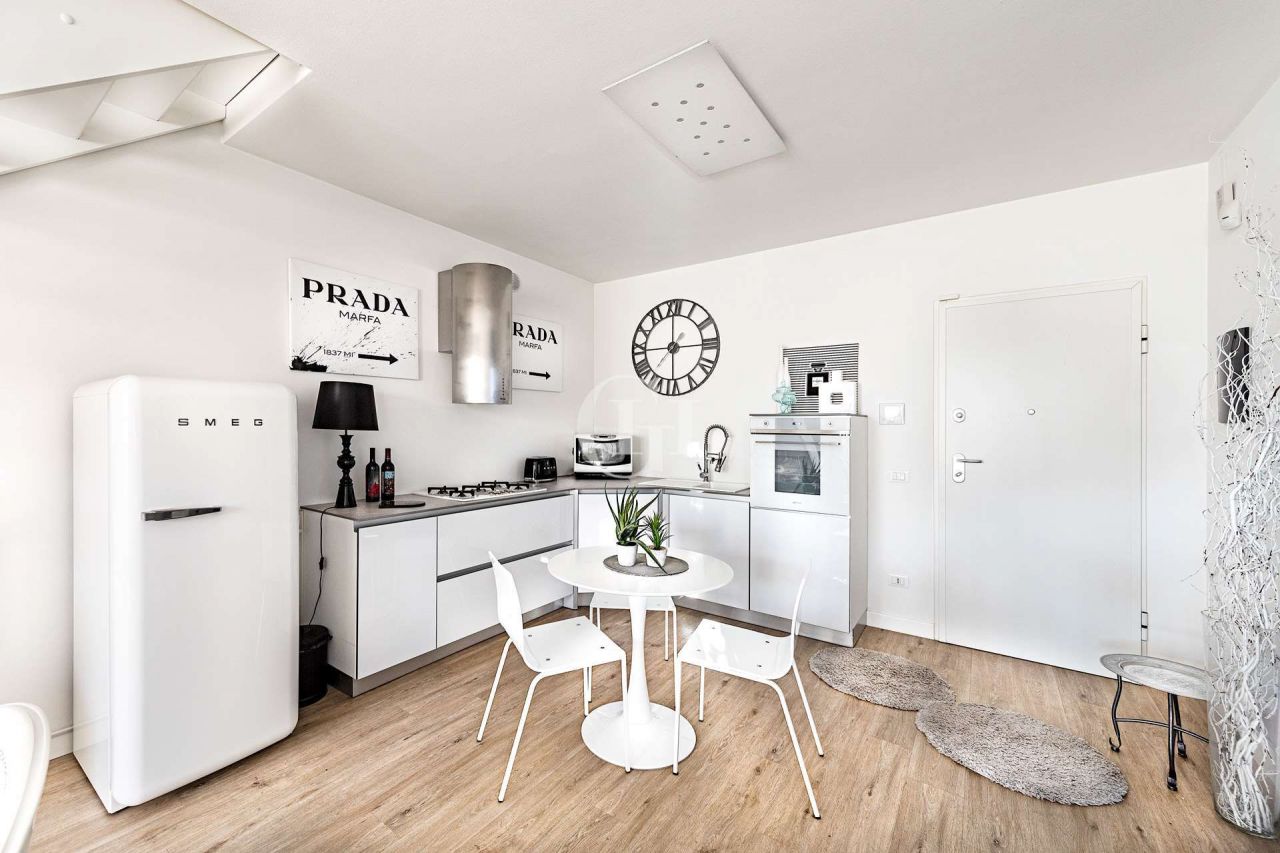 Апартаменты у озера Гарда, Италия, 100 м2 фото 3