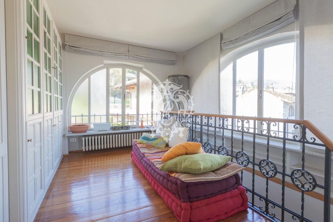 Вилла в Стрезе, Италия, 600 м2 фото 4