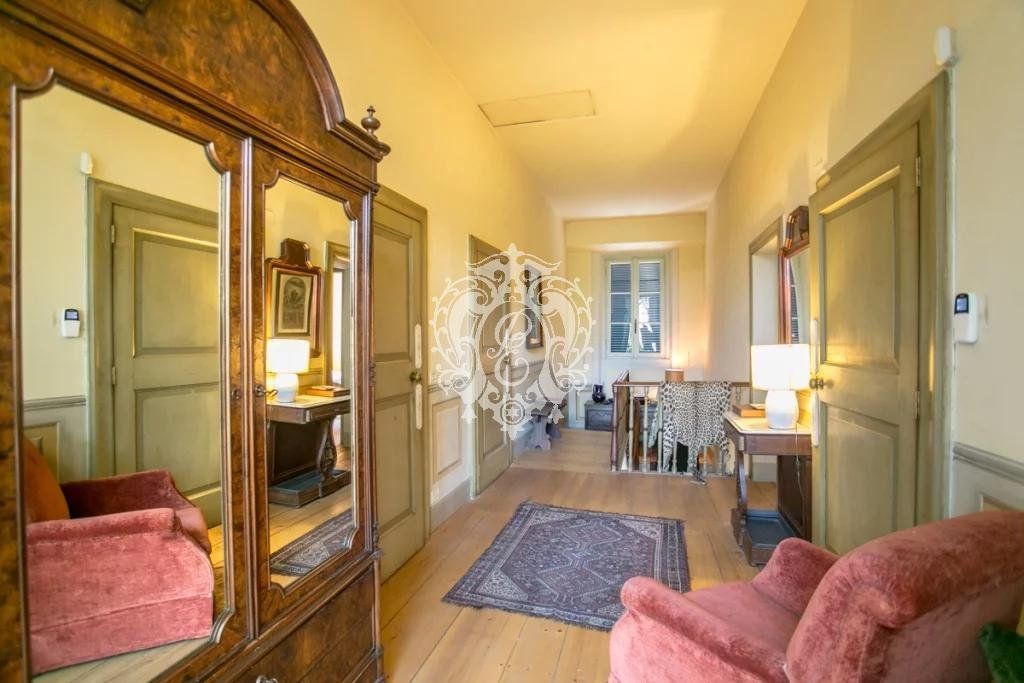 Вилла в Казнате-кон-Бернате, Италия, 515 м2 фото 5